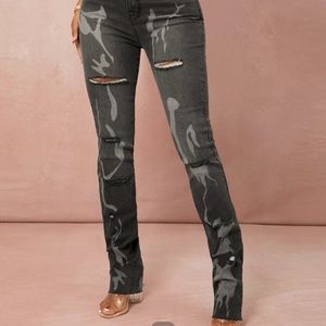 Trendy jeans